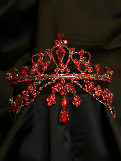 Majesty Crystal Tiara