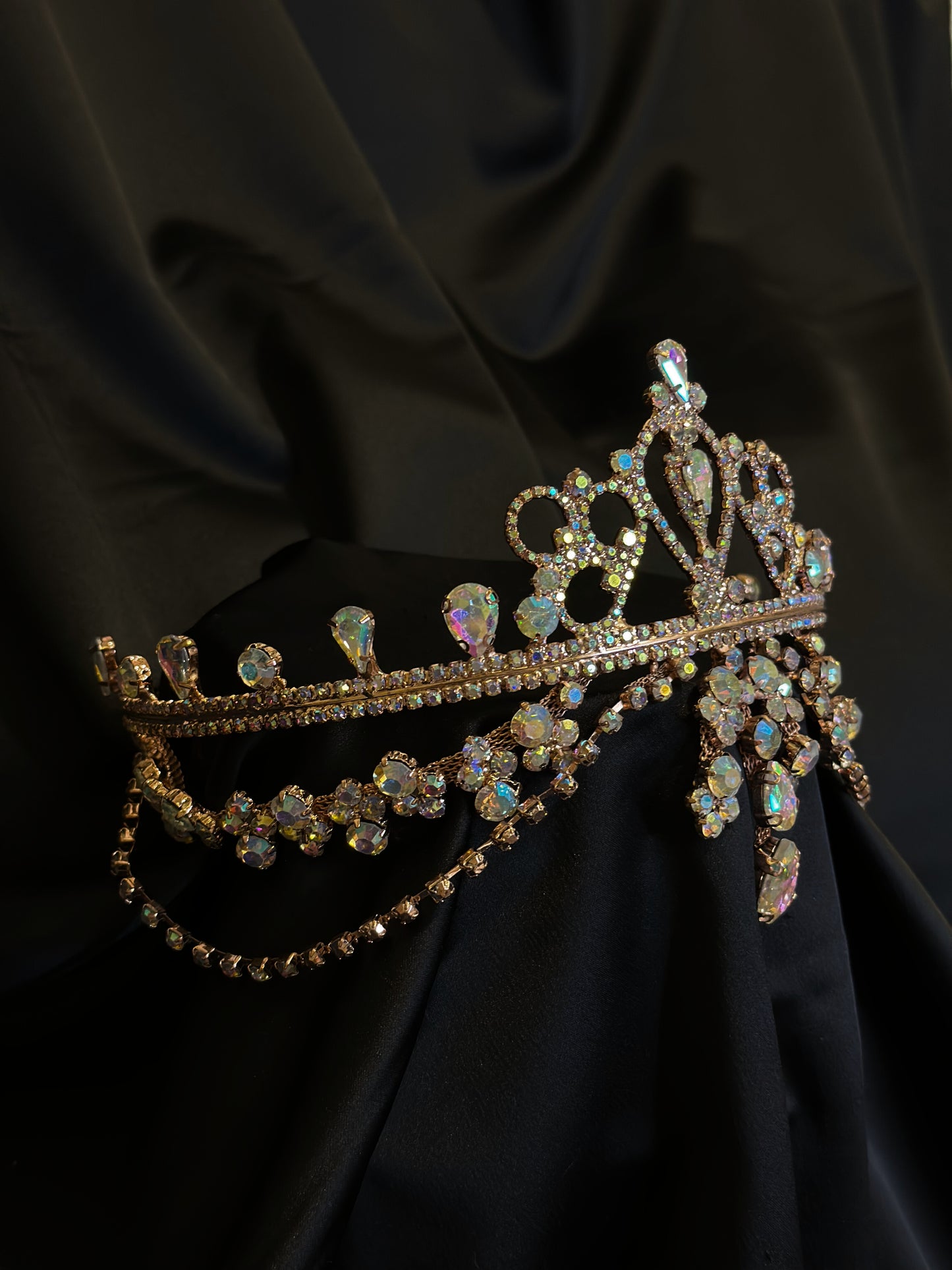 Majesty Crystal Tiara